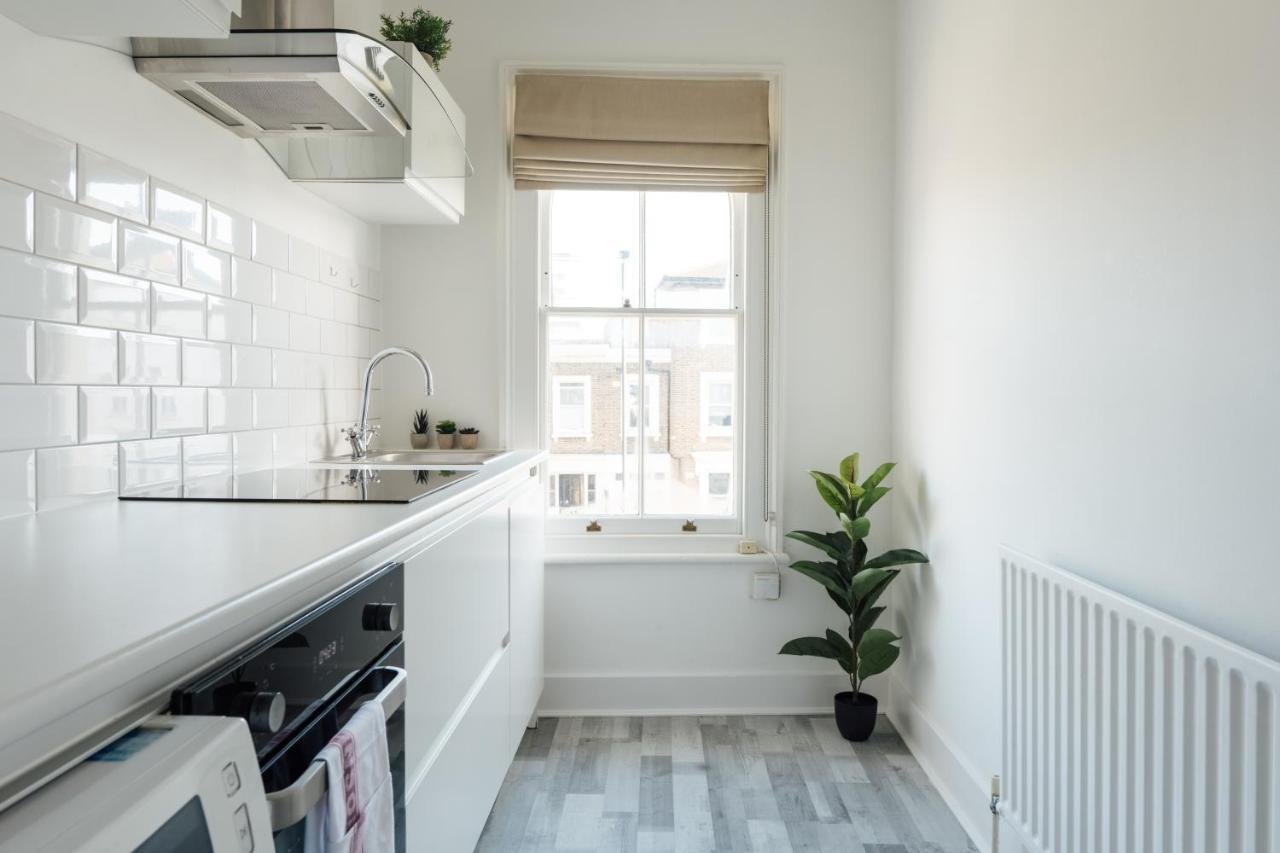 Stunning & Stylish 2 Bed Flat In West London 아파트 외부 사진
